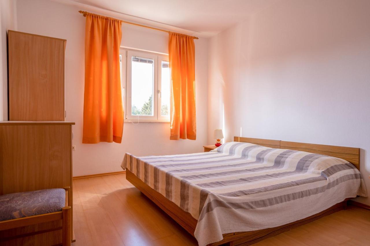 Apartments Valentin ปริฟลากา ภายนอก รูปภาพ