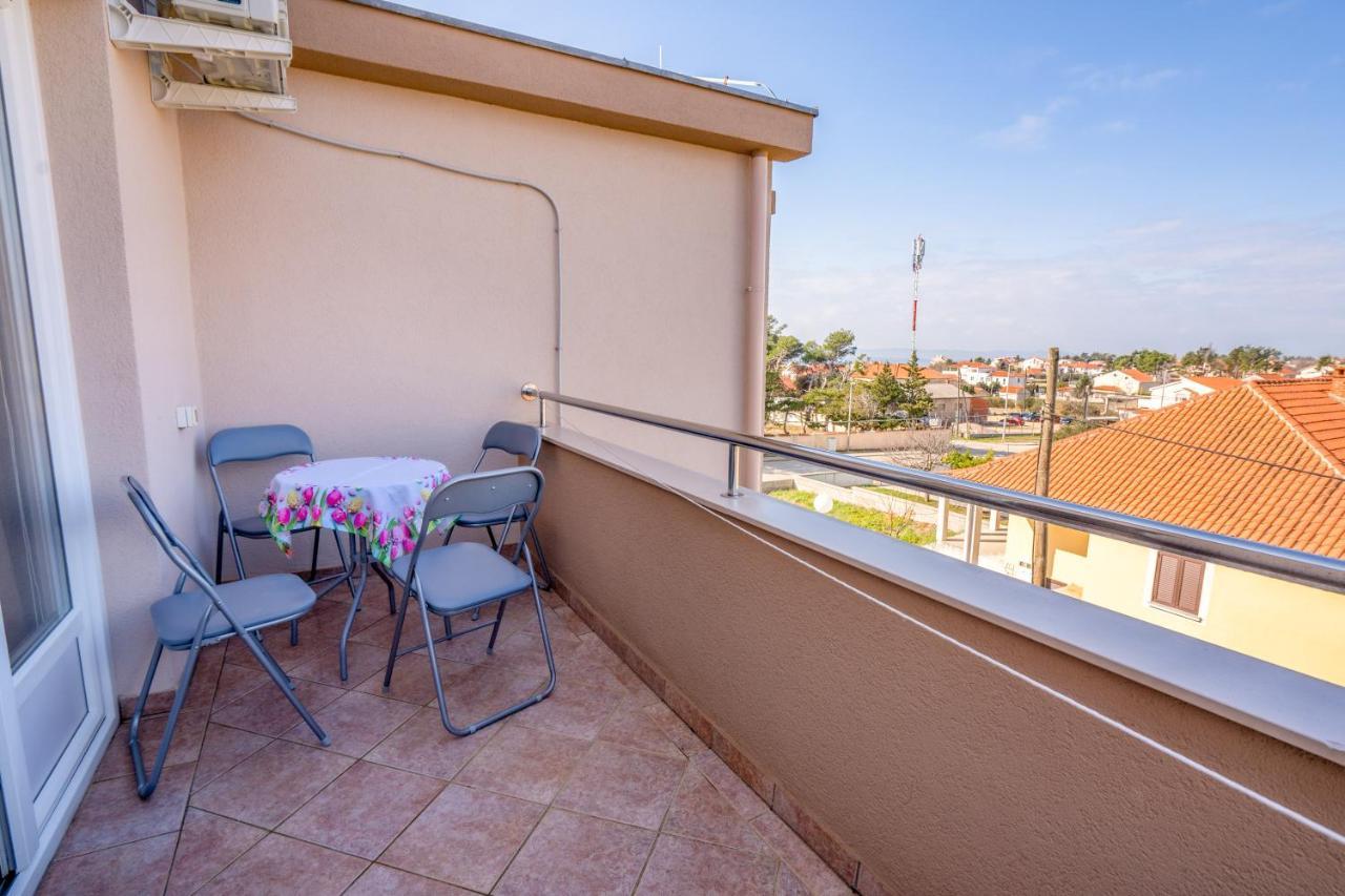 Apartments Valentin ปริฟลากา ภายนอก รูปภาพ